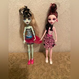Monster High Dolls Sweet Screams Frankie Strein & Dot Dead Gorgeous